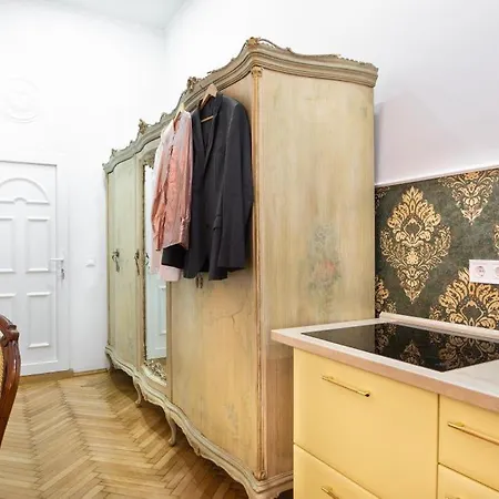 Apartamento Regina On Király Street *